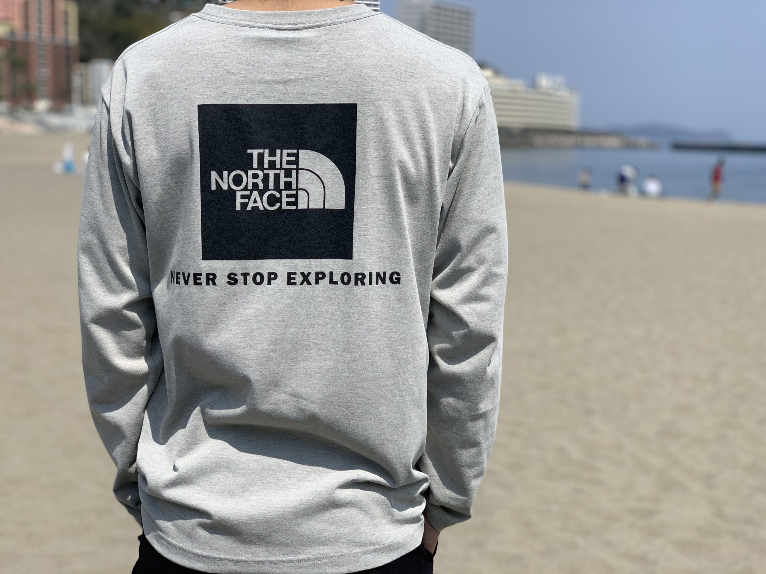 The North Face おすすめ ノースフェイスのロンtの紹介 春や秋に大活躍間違いなし サイズ感や機能面のレビュー スクエアロゴがかっこいい A Ap Hope This Helps