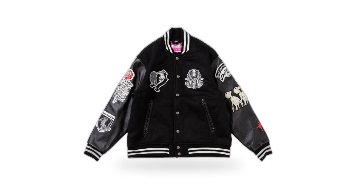 VTee × 宝鐘マリン VARSITY JACKET