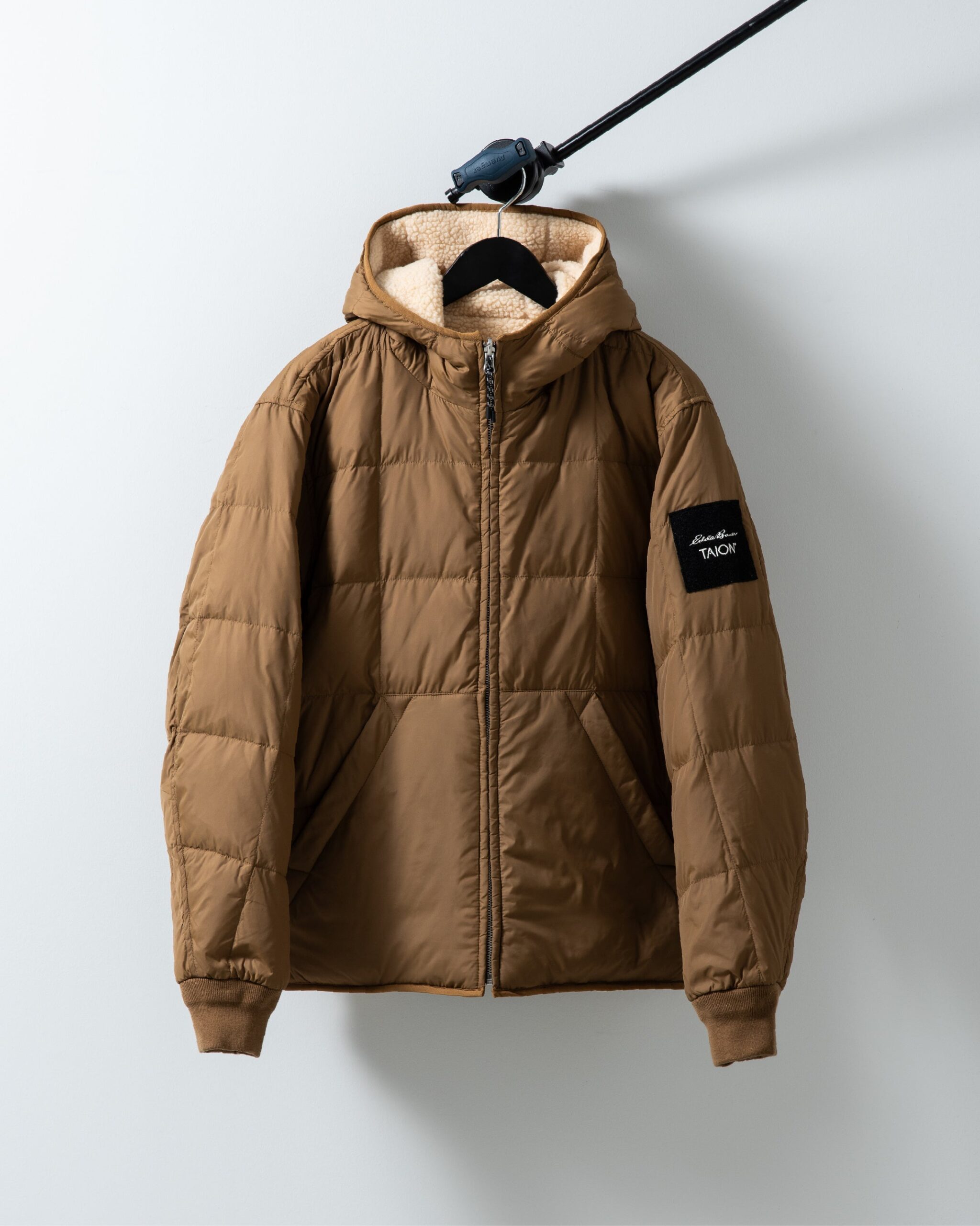 Eddie Bauer TAION REVERSIBLE DOWN×BOA PARKA