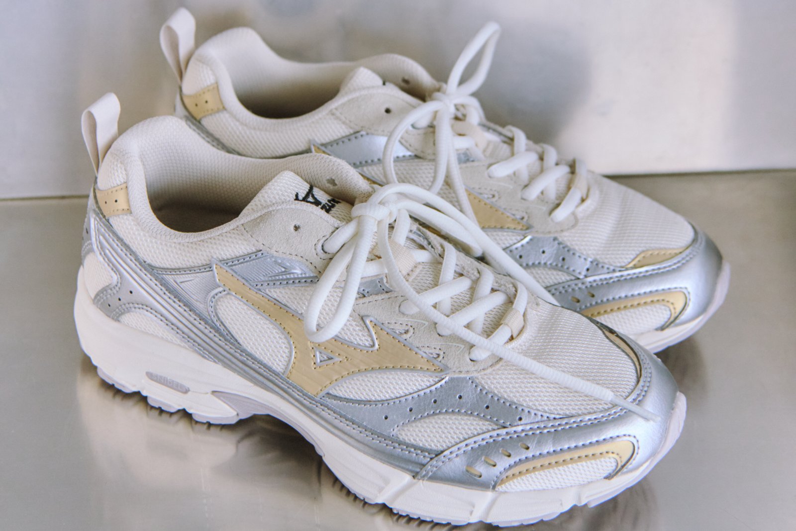 Mizuno × SNIDEL MXR スニーカー ペア